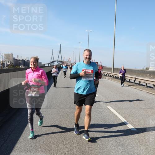 03.10.2025 - Köhlbrandbrückenlauf Yannick Fuchs http://msf.ph/oto/9186830 03.10.2025 12:06:00 Position 3 4960 meine-sportfotos.de