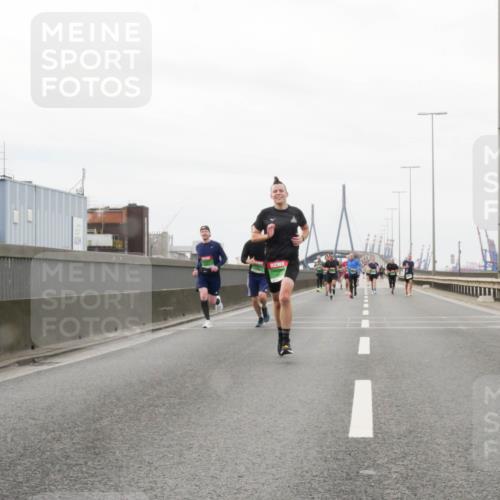 03.10.2025 - Köhlbrandbrückenlauf Matties Gatica Varas http://msf.ph/oto/9186836 03.10.2025 15:47:52 Position 3  meine-sportfotos.de