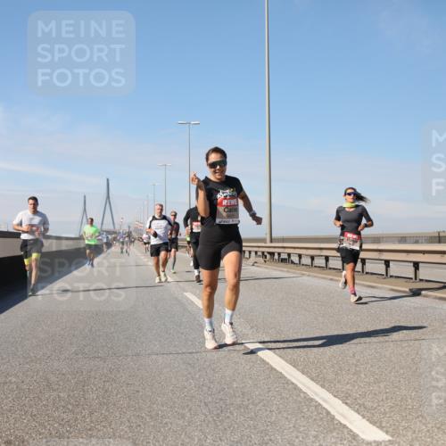 03.10.2025 - Köhlbrandbrückenlauf Yannick Fuchs http://msf.ph/oto/9186845 03.10.2025 11:45:13 Position 3 6601 meine-sportfotos.de