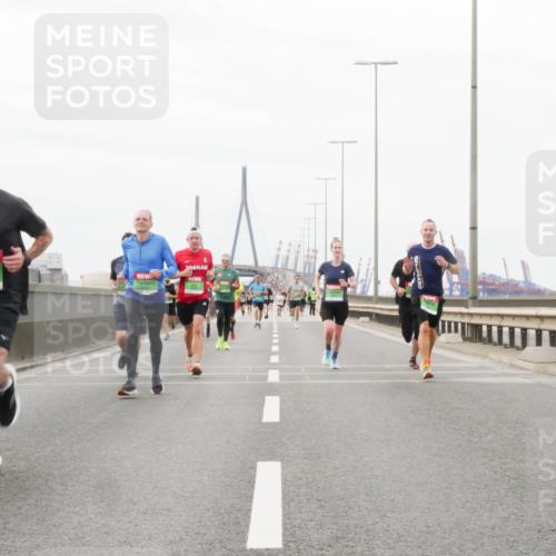 03.10.2025 - Köhlbrandbrückenlauf Matties Gatica Varas http://msf.ph/oto/9186870 03.10.2025 15:48:00 Position 3 7600 meine-sportfotos.de