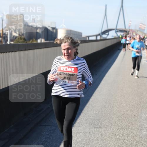 03.10.2025 - Köhlbrandbrückenlauf Yannick Fuchs http://msf.ph/oto/9186878 03.10.2025 12:06:03 Position 3 4923 meine-sportfotos.de
