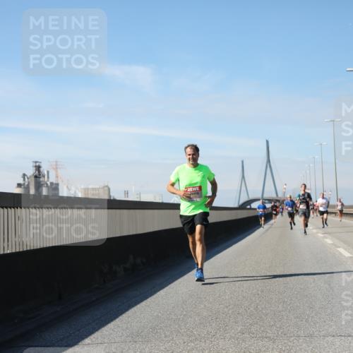 03.10.2025 - Köhlbrandbrückenlauf Yannick Fuchs http://msf.ph/oto/9186902 03.10.2025 11:45:17 Position 3  meine-sportfotos.de