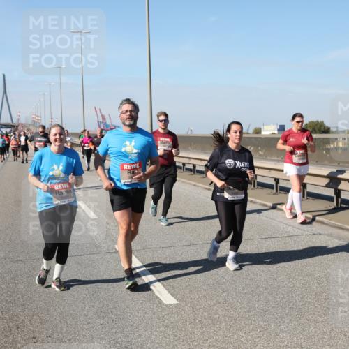 03.10.2025 - Köhlbrandbrückenlauf Yannick Fuchs http://msf.ph/oto/9186932 03.10.2025 12:06:08 Position 3 6453 meine-sportfotos.de