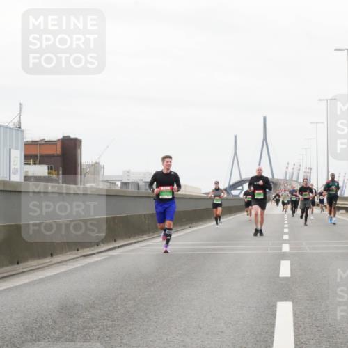 03.10.2025 - Köhlbrandbrückenlauf Matties Gatica Varas http://msf.ph/oto/9186945 03.10.2025 15:48:17 Position 3  meine-sportfotos.de