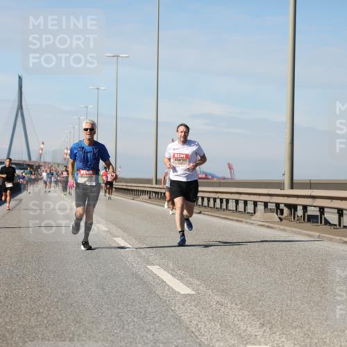 03.10.2025 - Köhlbrandbrückenlauf Yannick Fuchs http://msf.ph/oto/9186968 03.10.2025 11:45:24 Position 3 476 meine-sportfotos.de