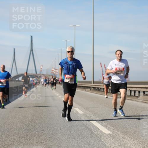 03.10.2025 - Köhlbrandbrückenlauf Yannick Fuchs http://msf.ph/oto/9186983 03.10.2025 11:45:25 Position 3  meine-sportfotos.de