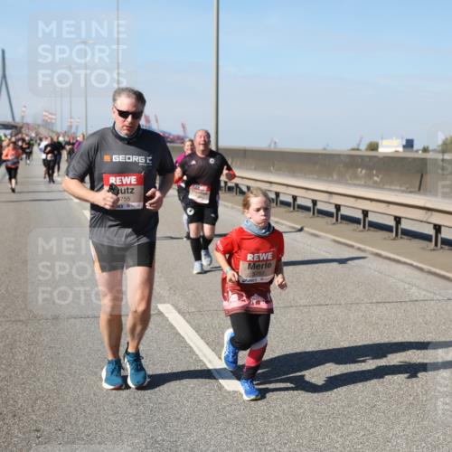 03.10.2025 - Köhlbrandbrückenlauf Yannick Fuchs http://msf.ph/oto/9186998 03.10.2025 12:06:12 Position 3 755, 5757 meine-sportfotos.de
