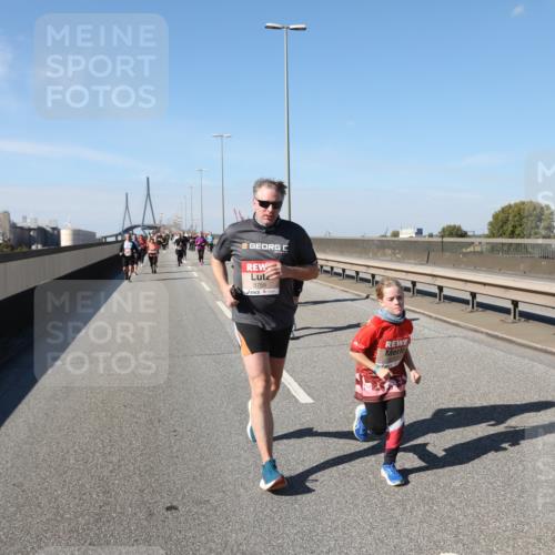 03.10.2025 - Köhlbrandbrückenlauf Yannick Fuchs http://msf.ph/oto/9187008 03.10.2025 12:06:13 Position 3 5755 meine-sportfotos.de
