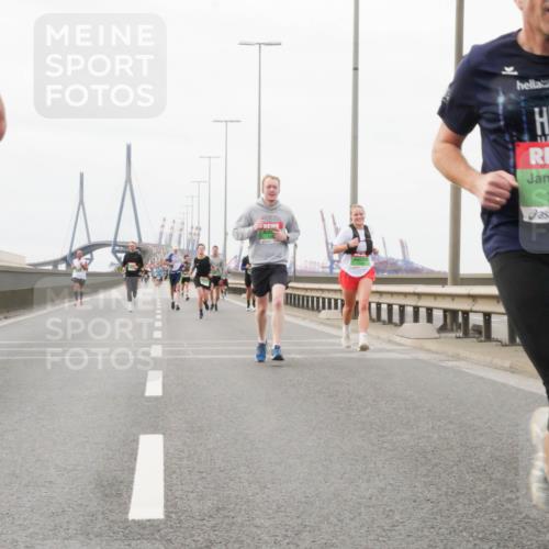 03.10.2025 - Köhlbrandbrückenlauf Matties Gatica Varas http://msf.ph/oto/9187031 03.10.2025 15:48:36 Position 3 7297 meine-sportfotos.de
