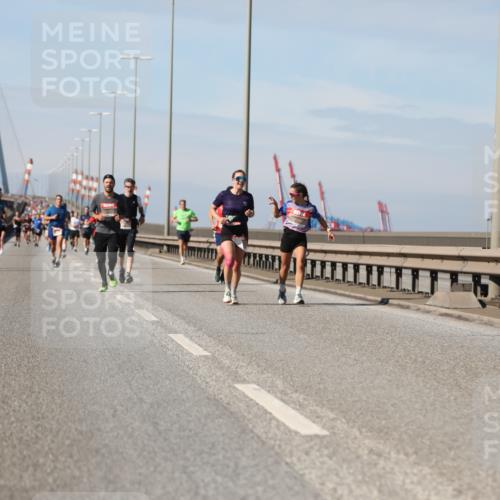 03.10.2025 - Köhlbrandbrückenlauf Yannick Fuchs http://msf.ph/oto/9187077 03.10.2025 11:45:33 Position 3  meine-sportfotos.de