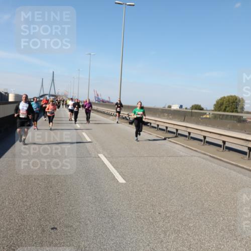 03.10.2025 - Köhlbrandbrückenlauf Yannick Fuchs http://msf.ph/oto/9187078 03.10.2025 12:06:17 Position 3  meine-sportfotos.de