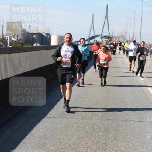 03.10.2025 - Köhlbrandbrückenlauf Yannick Fuchs http://msf.ph/oto/9187085 03.10.2025 12:06:17 Position 3 6118 meine-sportfotos.de