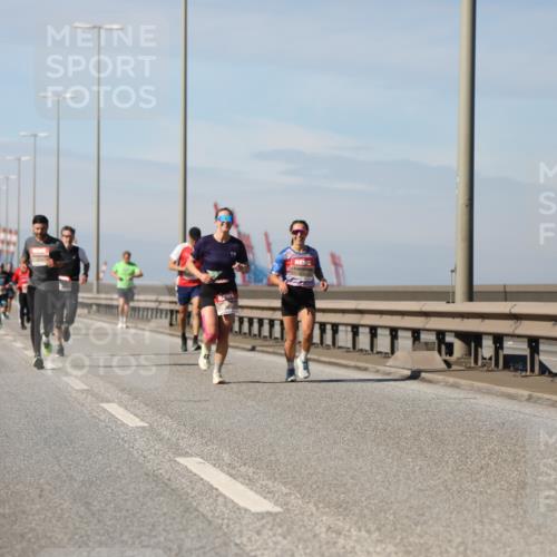 03.10.2025 - Köhlbrandbrückenlauf Yannick Fuchs http://msf.ph/oto/9187086 03.10.2025 11:45:34 Position 3  meine-sportfotos.de