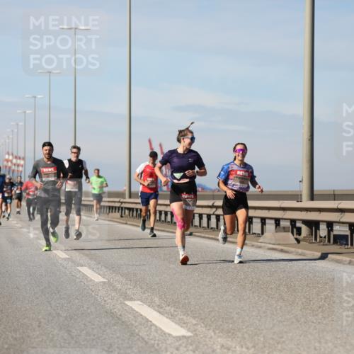 03.10.2025 - Köhlbrandbrückenlauf Yannick Fuchs http://msf.ph/oto/9187099 03.10.2025 11:45:35 Position 3  meine-sportfotos.de