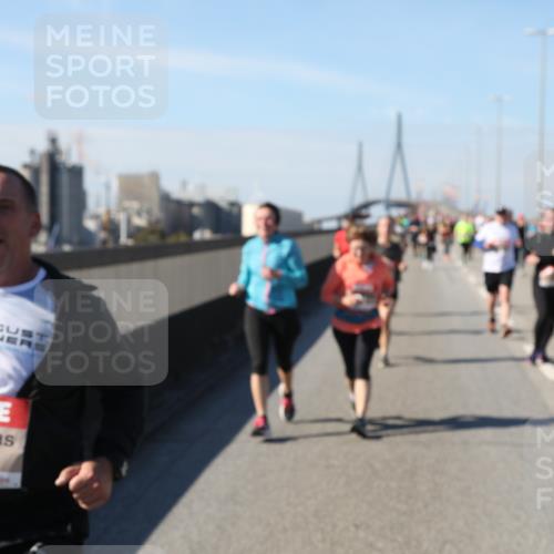 03.10.2025 - Köhlbrandbrückenlauf Yannick Fuchs http://msf.ph/oto/9187133 03.10.2025 12:06:20 Position 3 6118 meine-sportfotos.de