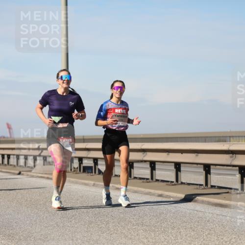 03.10.2025 - Köhlbrandbrückenlauf Yannick Fuchs http://msf.ph/oto/9187134 03.10.2025 11:45:37 Position 3 1206 meine-sportfotos.de