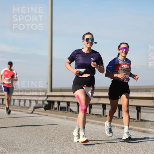 03.10.2025 - Köhlbrandbrückenlauf Yannick Fuchs http://msf.ph/oto/9187145 03.10.2025 11:45:37 Position 3  meine-sportfotos.de