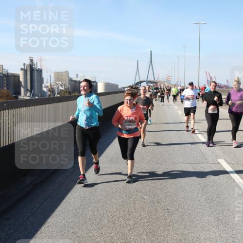 03.10.2025 - Köhlbrandbrückenlauf Yannick Fuchs http://msf.ph/oto/9187146 03.10.2025 12:06:20 Position 3  meine-sportfotos.de