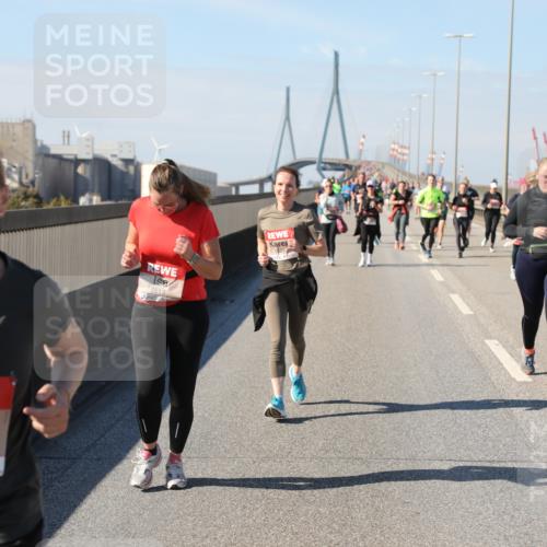 03.10.2025 - Köhlbrandbrückenlauf Yannick Fuchs http://msf.ph/oto/9187180 03.10.2025 12:06:23 Position 3 5536, 6513 meine-sportfotos.de