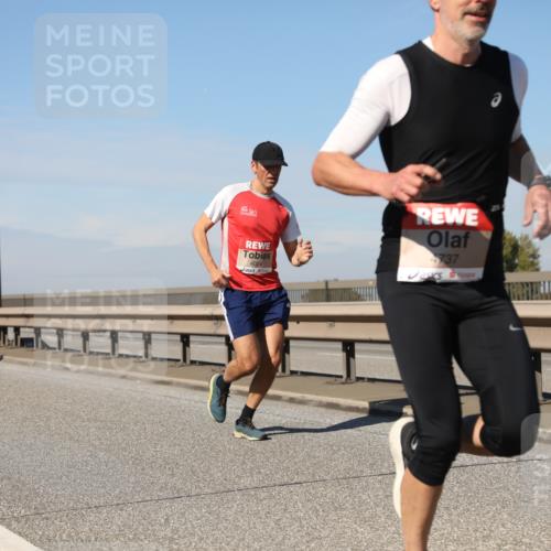 03.10.2025 - Köhlbrandbrückenlauf Yannick Fuchs http://msf.ph/oto/9187193 03.10.2025 11:45:42 Position 3 4024, 4737 meine-sportfotos.de
