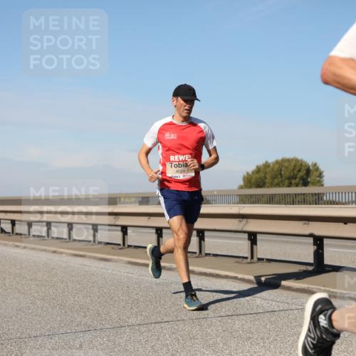 03.10.2025 - Köhlbrandbrückenlauf Yannick Fuchs http://msf.ph/oto/9187197 03.10.2025 11:45:42 Position 3 4024, 47 meine-sportfotos.de