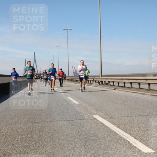 03.10.2025 - Köhlbrandbrückenlauf Yannick Fuchs http://msf.ph/oto/9187203 03.10.2025 11:45:43 Position 3  meine-sportfotos.de