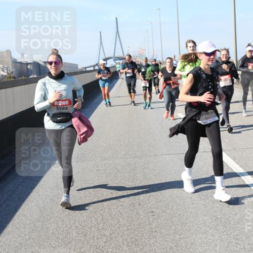 03.10.2025 - Köhlbrandbrückenlauf Yannick Fuchs http://msf.ph/oto/9187243 03.10.2025 12:06:31 Position 3 534 meine-sportfotos.de