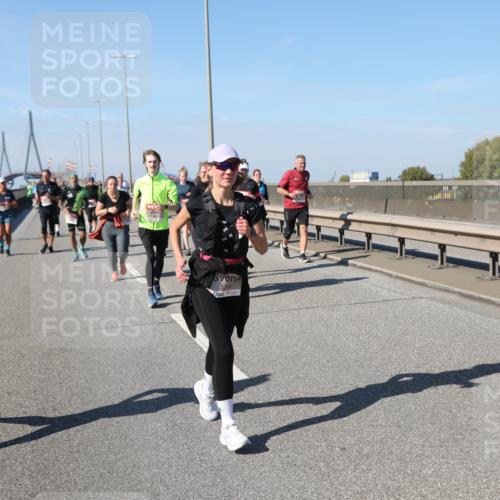 03.10.2025 - Köhlbrandbrückenlauf Yannick Fuchs http://msf.ph/oto/9187250 03.10.2025 12:06:31 Position 3 292, 5314 meine-sportfotos.de