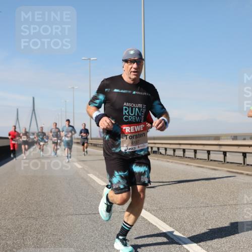03.10.2025 - Köhlbrandbrückenlauf Yannick Fuchs http://msf.ph/oto/9187278 03.10.2025 11:45:48 Position 3 6187 meine-sportfotos.de