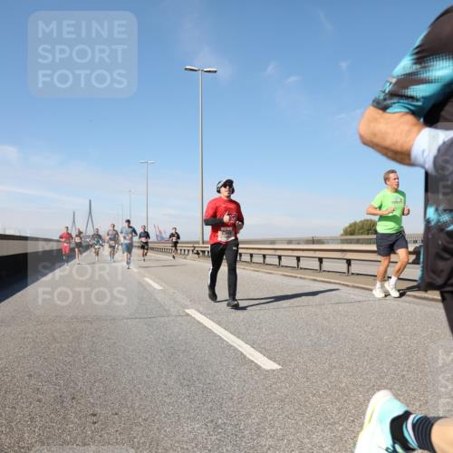 03.10.2025 - Köhlbrandbrückenlauf Yannick Fuchs http://msf.ph/oto/9187286 03.10.2025 11:45:48 Position 3  meine-sportfotos.de