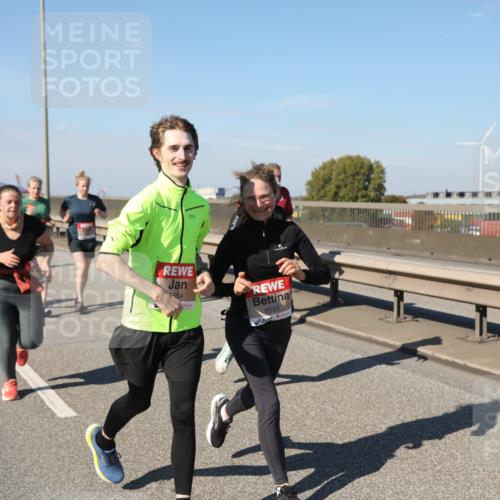 03.10.2025 - Köhlbrandbrückenlauf Yannick Fuchs http://msf.ph/oto/9187289 03.10.2025 12:06:33 Position 3 554, 6555 meine-sportfotos.de