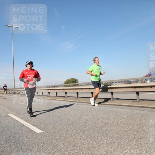 03.10.2025 - Köhlbrandbrückenlauf Yannick Fuchs http://msf.ph/oto/9187293 03.10.2025 11:45:49 Position 3  meine-sportfotos.de