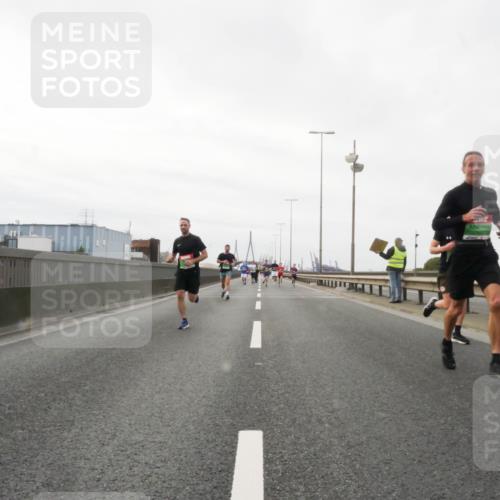 03.10.2025 - Köhlbrandbrückenlauf Matties Gatica Varas http://msf.ph/oto/9187319 03.10.2025 15:49:52 Position 3  meine-sportfotos.de