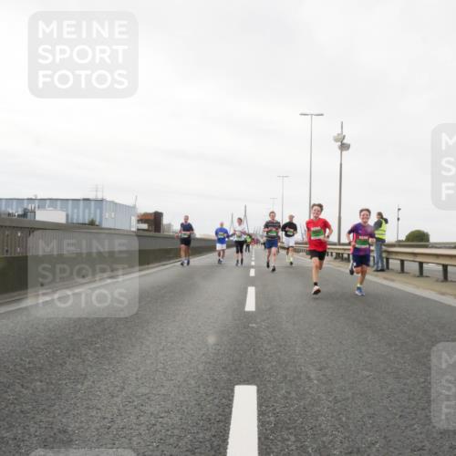 03.10.2025 - Köhlbrandbrückenlauf Matties Gatica Varas http://msf.ph/oto/9187346 03.10.2025 15:49:57 Position 3  meine-sportfotos.de