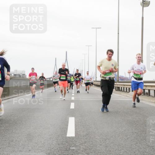 03.10.2025 - Köhlbrandbrückenlauf Matties Gatica Varas http://msf.ph/oto/9187403 03.10.2025 15:50:12 Position 3 7547 meine-sportfotos.de