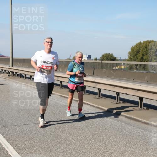 03.10.2025 - Köhlbrandbrückenlauf Yannick Fuchs http://msf.ph/oto/9187413 03.10.2025 12:06:40 Position 3 6242, 6243, 180 meine-sportfotos.de