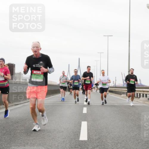 03.10.2025 - Köhlbrandbrückenlauf Matties Gatica Varas http://msf.ph/oto/9187420 03.10.2025 15:50:15 Position 3 9483 meine-sportfotos.de