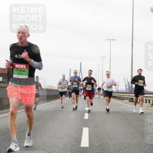 03.10.2025 - Köhlbrandbrückenlauf Matties Gatica Varas http://msf.ph/oto/9187422 03.10.2025 15:50:16 Position 3 9483 meine-sportfotos.de