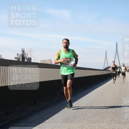 03.10.2025 - Köhlbrandbrückenlauf Yannick Fuchs http://msf.ph/oto/9187425 03.10.2025 11:45:57 Position 3 6235 meine-sportfotos.de