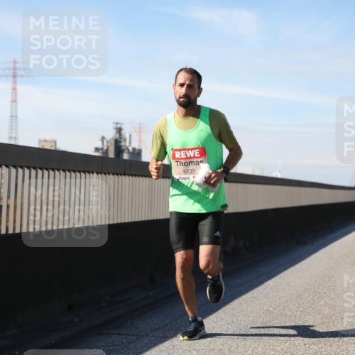 03.10.2025 - Köhlbrandbrückenlauf Yannick Fuchs http://msf.ph/oto/9187433 03.10.2025 11:45:58 Position 3 6235 meine-sportfotos.de