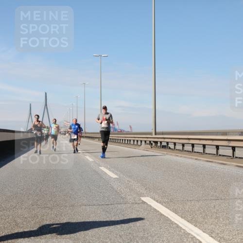03.10.2025 - Köhlbrandbrückenlauf Yannick Fuchs http://msf.ph/oto/9187442 03.10.2025 11:45:58 Position 3  meine-sportfotos.de