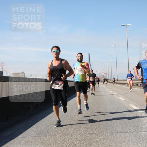 03.10.2025 - Köhlbrandbrückenlauf Yannick Fuchs http://msf.ph/oto/9187492 03.10.2025 11:46:02 Position 3 6478, 4281 meine-sportfotos.de