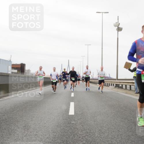 03.10.2025 - Köhlbrandbrückenlauf Matties Gatica Varas http://msf.ph/oto/9187501 03.10.2025 15:50:36 Position 3 8924 meine-sportfotos.de