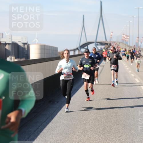 03.10.2025 - Köhlbrandbrückenlauf Yannick Fuchs http://msf.ph/oto/9187576 03.10.2025 11:46:09 Position 3 6730 meine-sportfotos.de