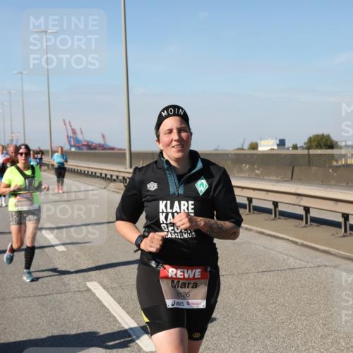 03.10.2025 - Köhlbrandbrückenlauf Yannick Fuchs http://msf.ph/oto/9187588 03.10.2025 12:06:51 Position 3 6126 meine-sportfotos.de