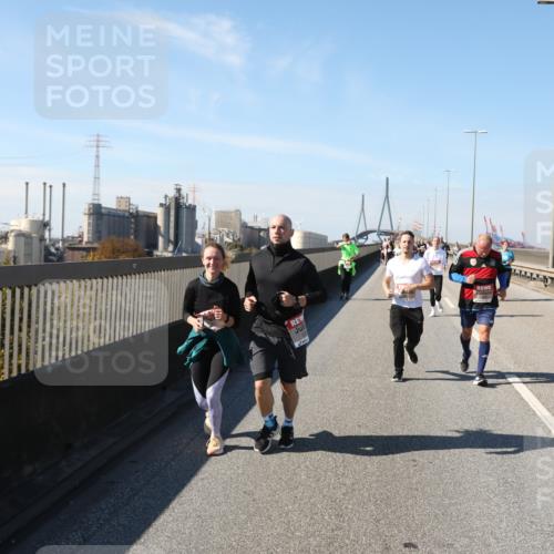 03.10.2025 - Köhlbrandbrückenlauf Yannick Fuchs http://msf.ph/oto/9187626 03.10.2025 12:06:54 Position 3  meine-sportfotos.de