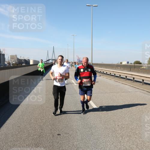 03.10.2025 - Köhlbrandbrückenlauf Yannick Fuchs http://msf.ph/oto/9187644 03.10.2025 12:06:55 Position 3 5330 meine-sportfotos.de