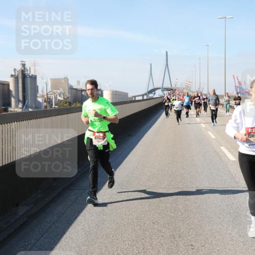 03.10.2025 - Köhlbrandbrückenlauf Yannick Fuchs http://msf.ph/oto/9187682 03.10.2025 12:06:57 Position 3 6387, 1 meine-sportfotos.de