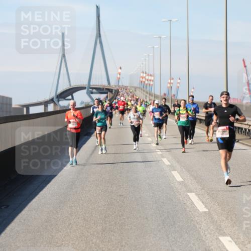 03.10.2025 - Köhlbrandbrückenlauf Yannick Fuchs http://msf.ph/oto/9187688 03.10.2025 11:46:20 Position 3  meine-sportfotos.de