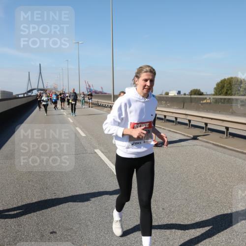 03.10.2025 - Köhlbrandbrückenlauf Yannick Fuchs http://msf.ph/oto/9187695 03.10.2025 12:06:58 Position 3  meine-sportfotos.de